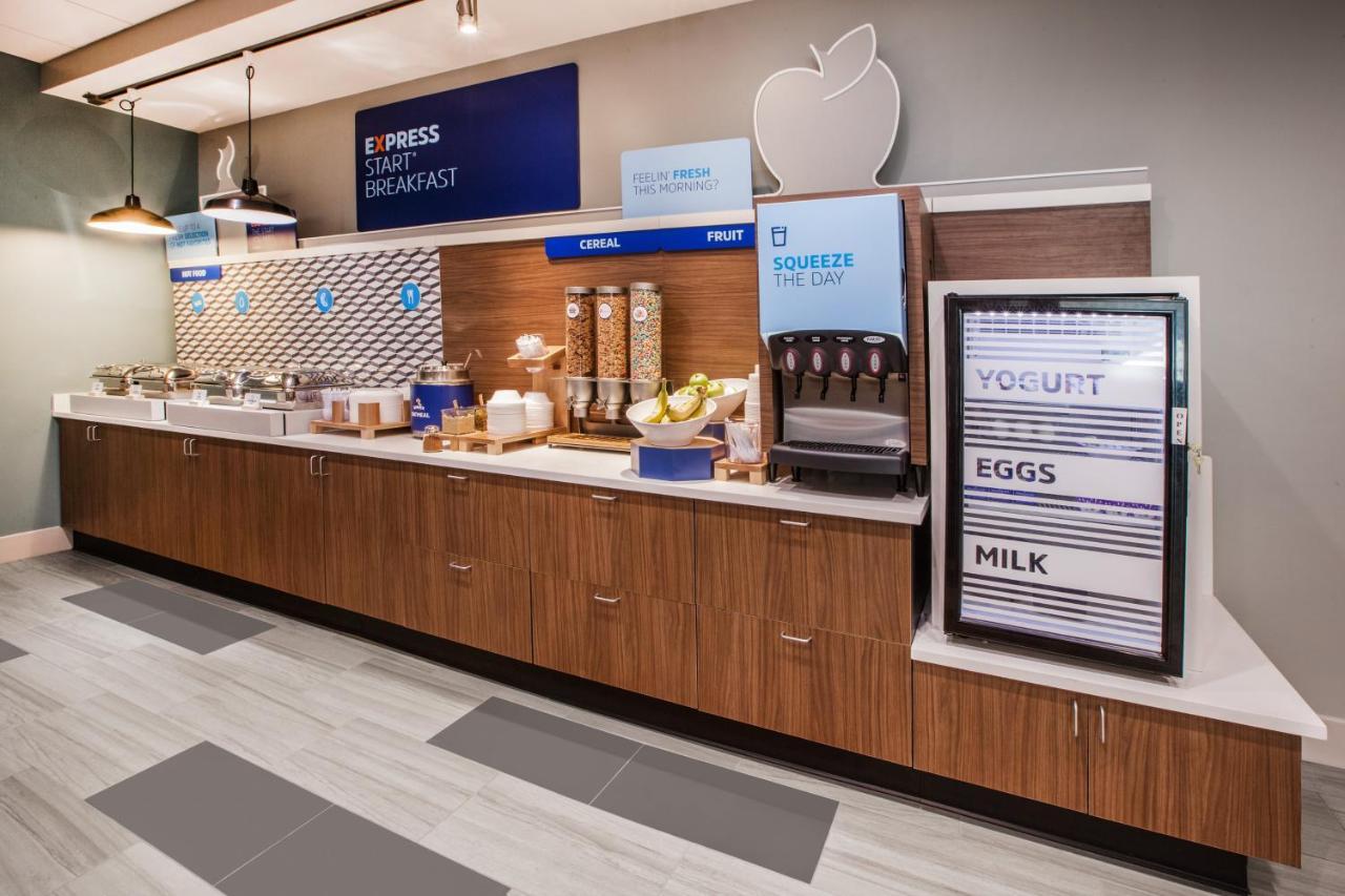 Holiday Inn Express & Suites - Grand Rapids South - Wyoming By Ihg المظهر الخارجي الصورة