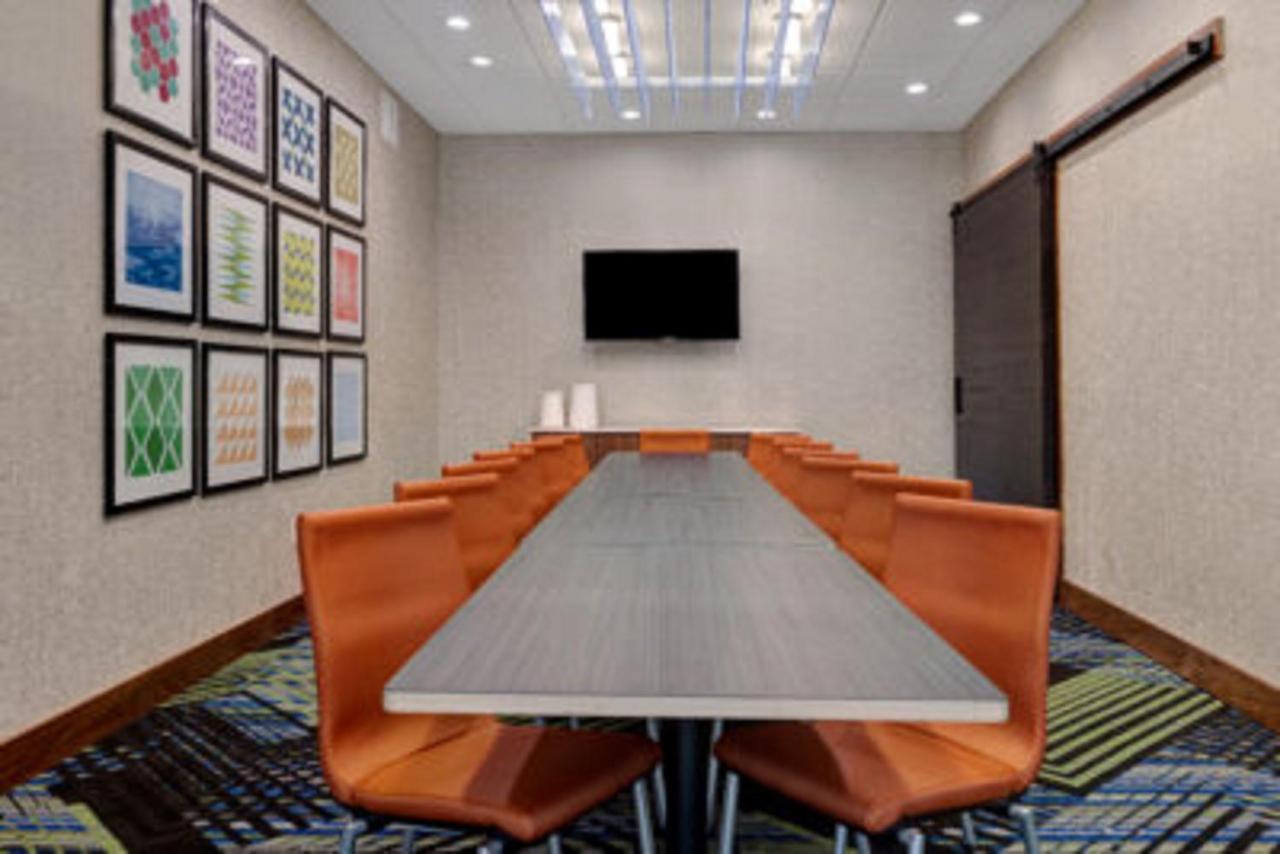 Holiday Inn Express & Suites - Grand Rapids South - Wyoming By Ihg المظهر الخارجي الصورة