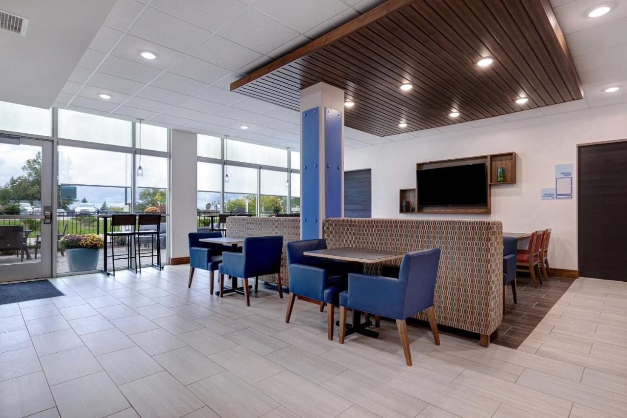Holiday Inn Express & Suites - Grand Rapids South - Wyoming By Ihg المظهر الخارجي الصورة