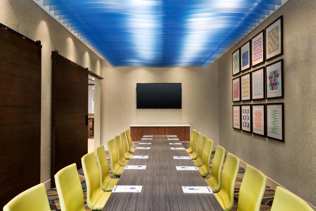 Holiday Inn Express & Suites - Grand Rapids South - Wyoming By Ihg المظهر الخارجي الصورة